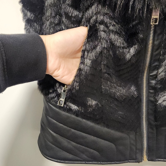 Cozy Faux Fur and Vegan Leather Vest with Lace Up Detail - Picture 4 of 5